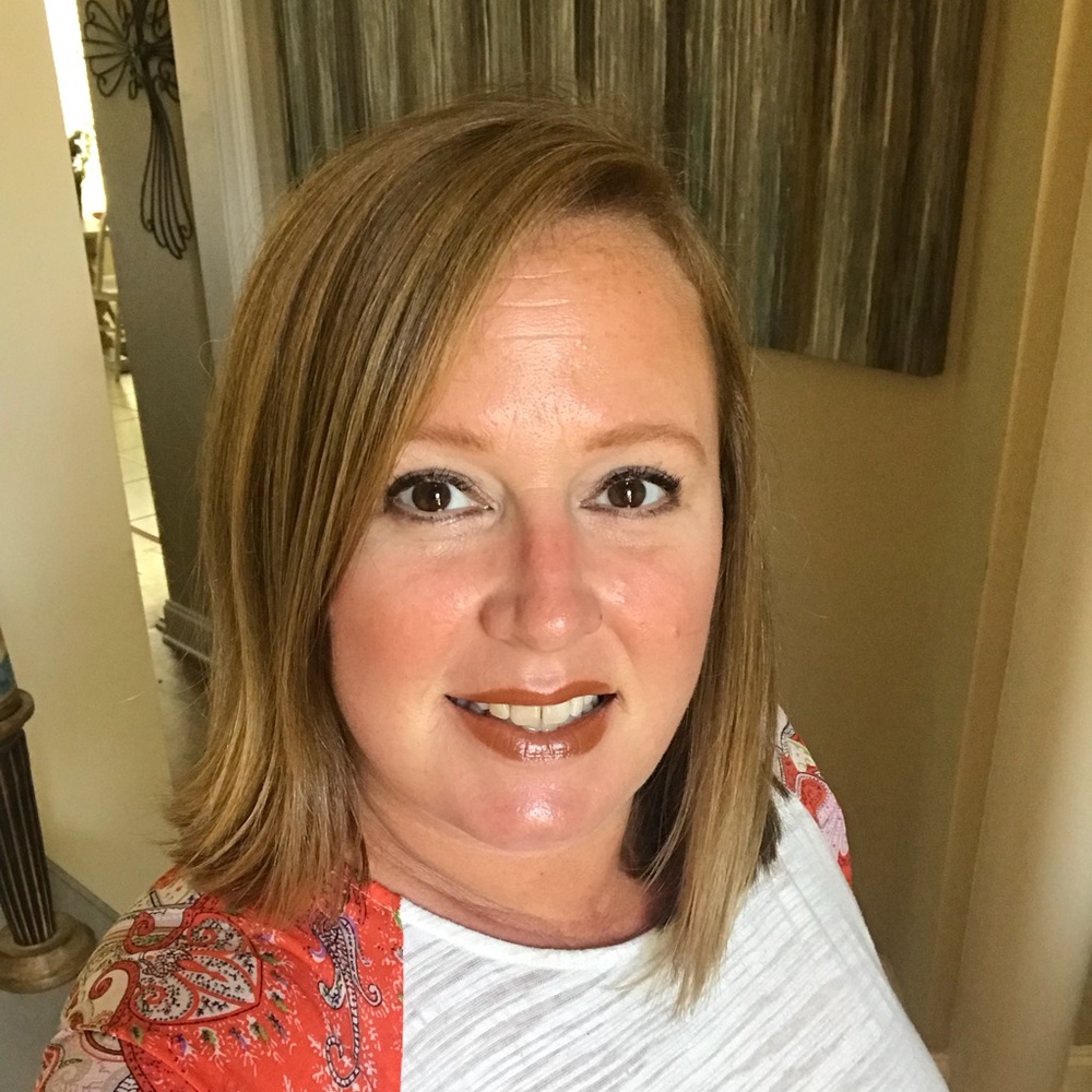 Meet your Posher, Leigh anne